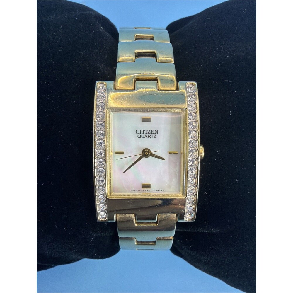 Citizen Watch Womens 21mm Gold Tone Crystal Bezel MOP New Battery 7.5"